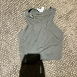 Lululemon cropped sports top
